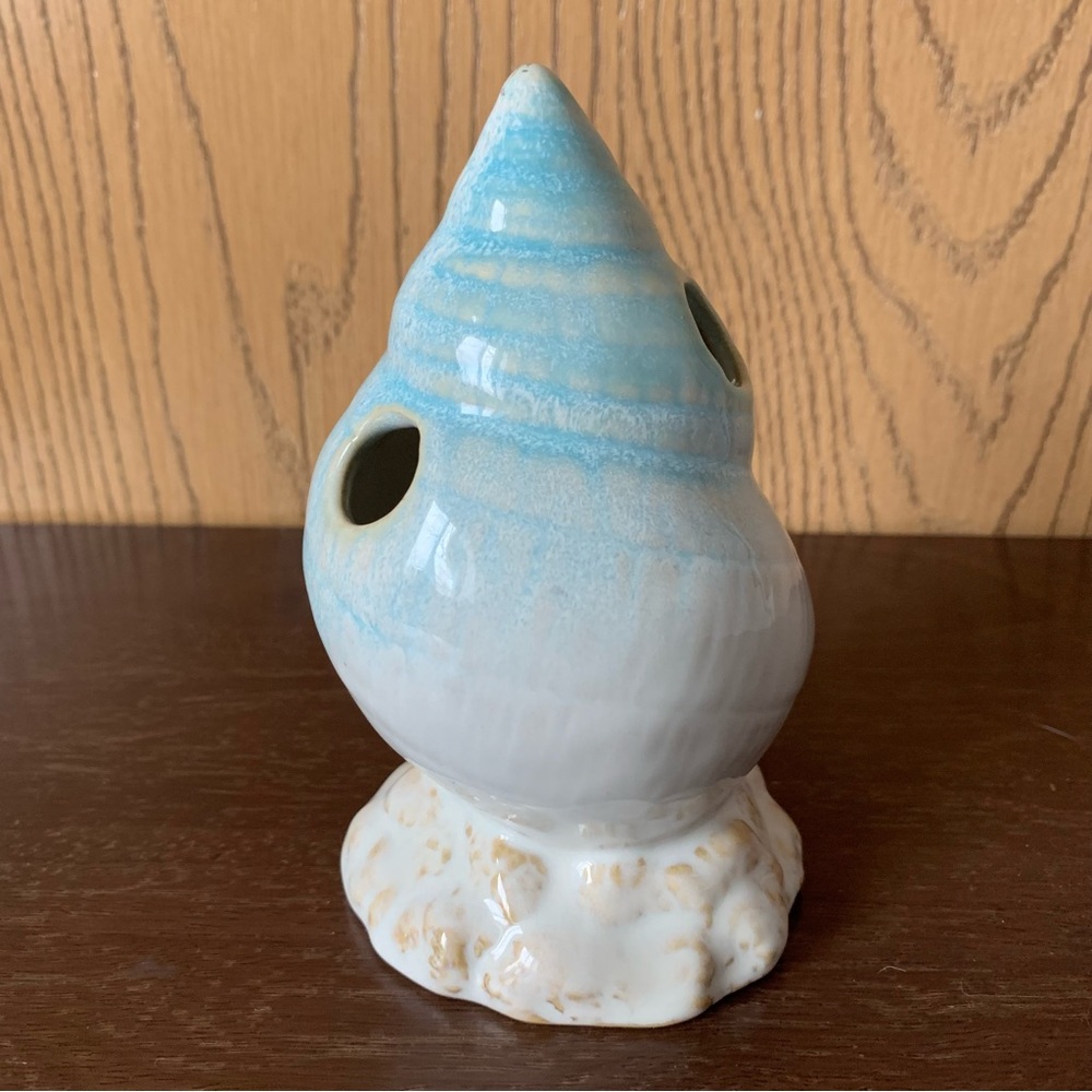 Vintage Seashell Glazed Ceramic Nautical Ocean Blue Coastal Toothbrush Holder - Picture 3 of 5